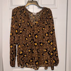 Entro Top, Woman's  Medium Animal‎ Print Long Sleeve Blouse Top Boho Loose